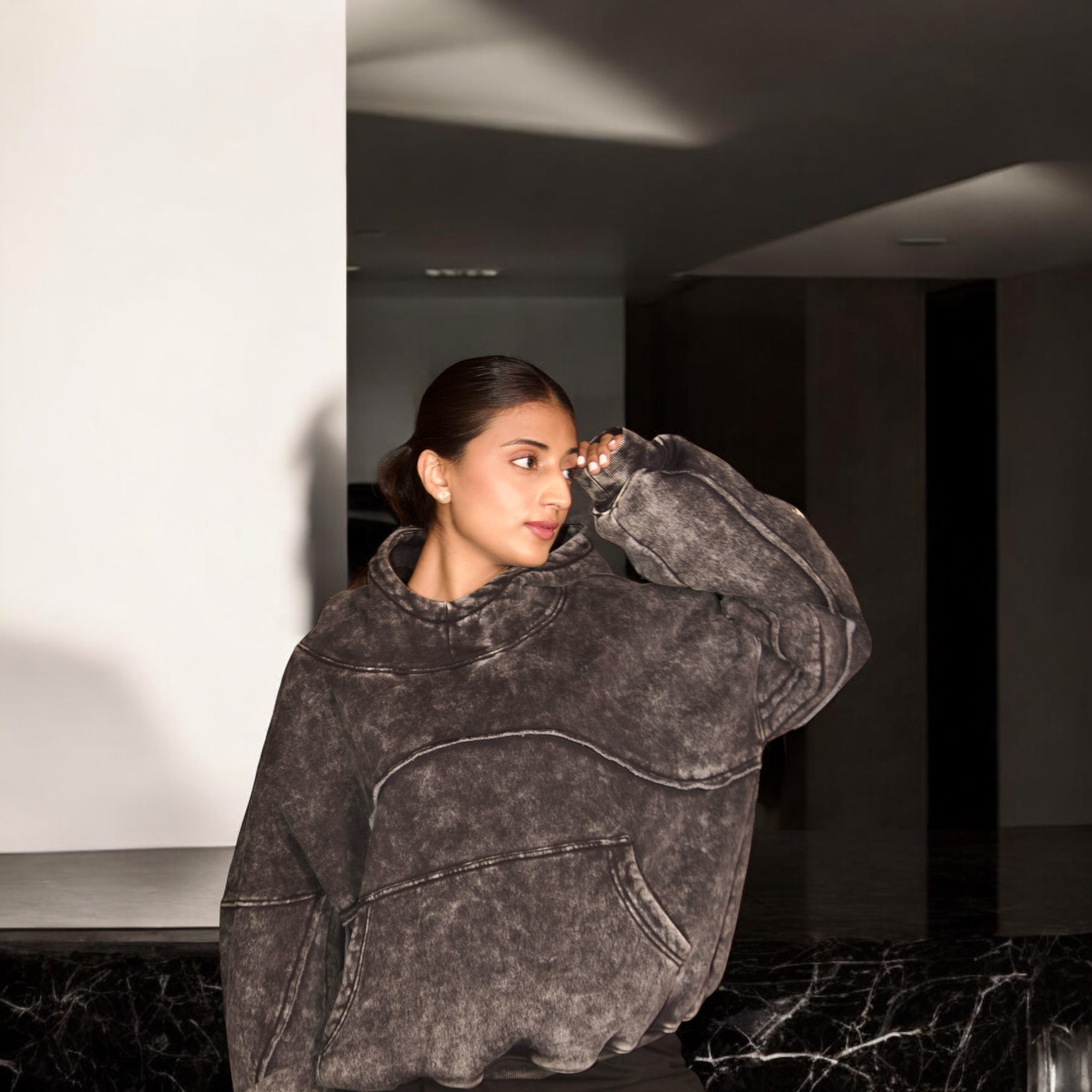 DISTRESSED WASHED CHARCOAL HOODIE